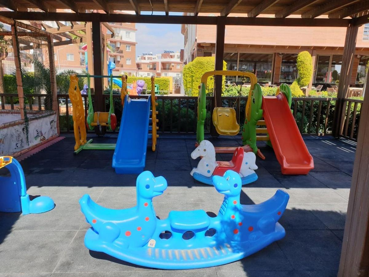 Royal Life Poseidon B Lejlighed Agios Georgios  Eksteriør billede